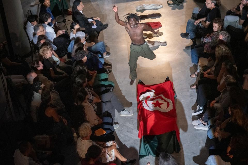 Dignity foto uit Tunis